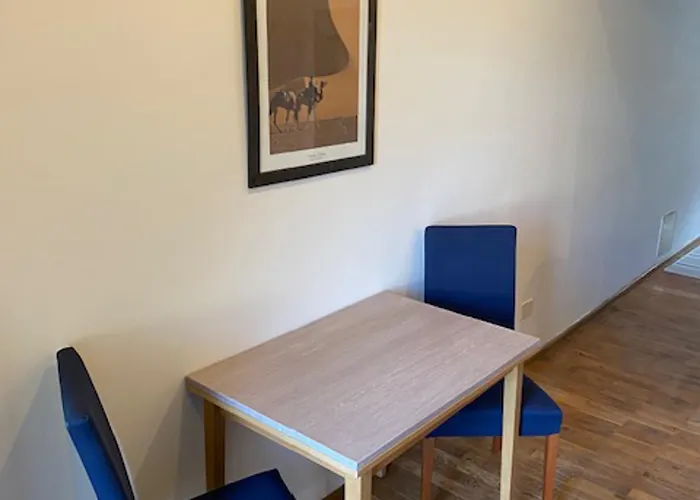 1 Bed Flat - Sleeps 2 - Pets - Smoking On Terrace Praha