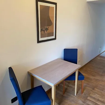 Apartament 1 Bed Flat - Sleeps 2 - Pets - Smoking On Terrace Praga